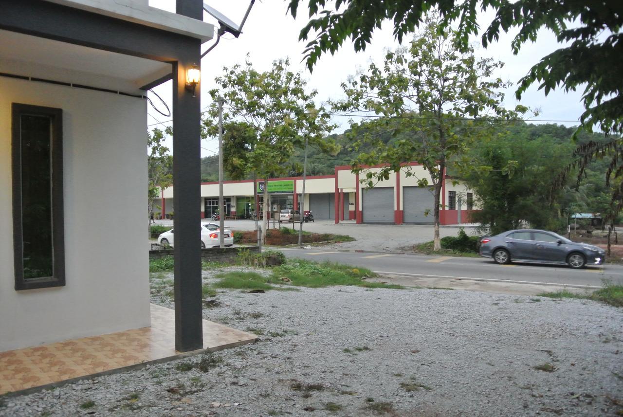 Wave Langkawi Inn Pantai Cenang  Exterior photo